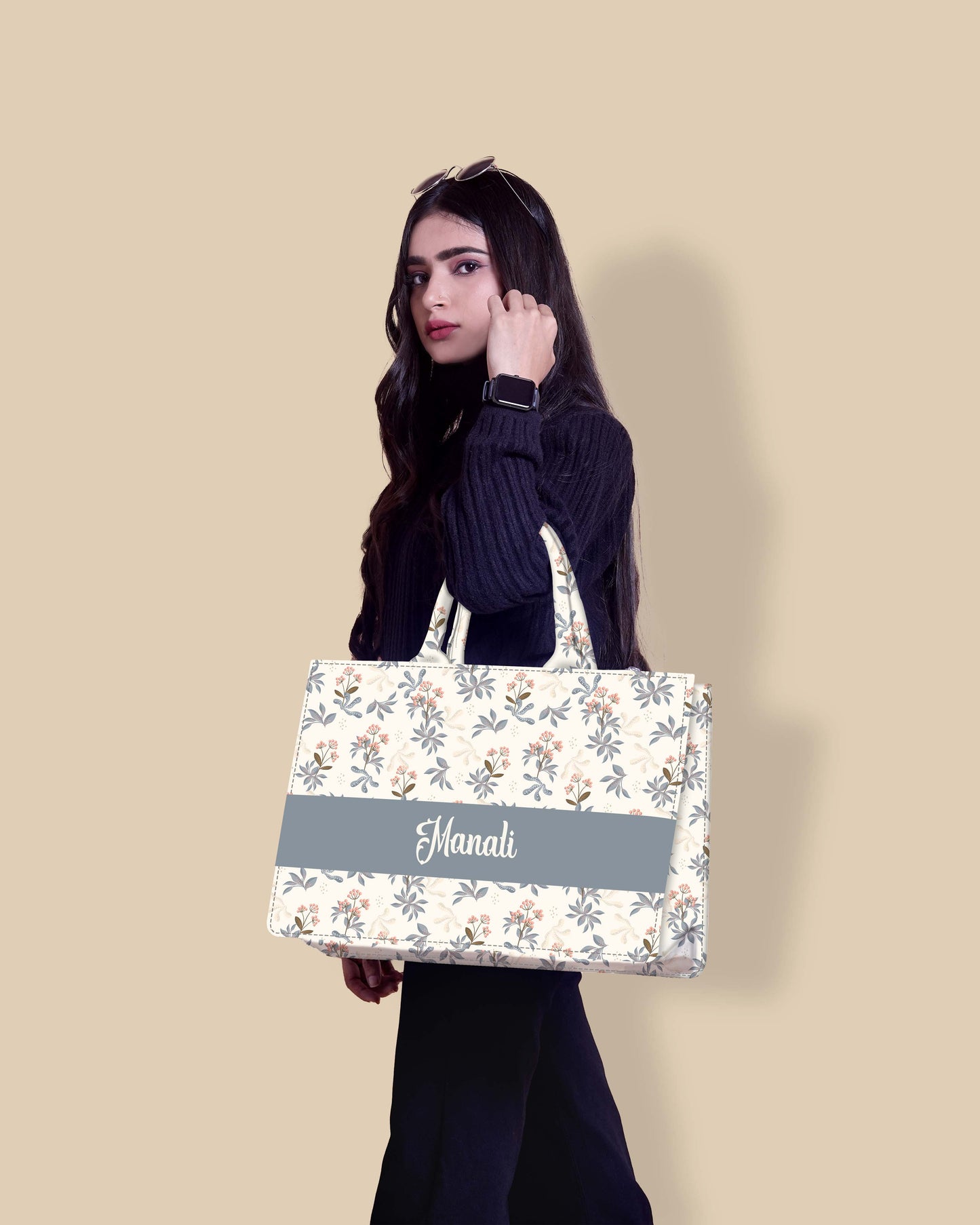 Customized Tote Bag Designed with Natural Berry And Leaves