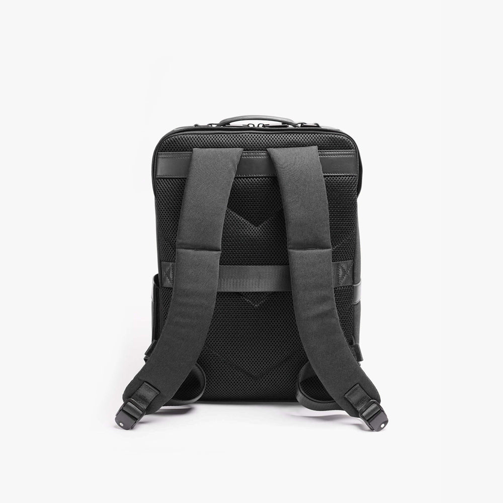 Forte Light Backpack 14L - Black