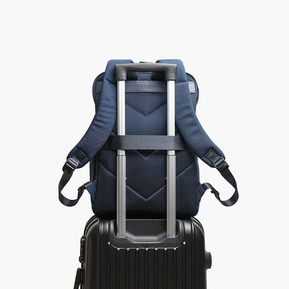 Forte Light Backpack 14L - Navy