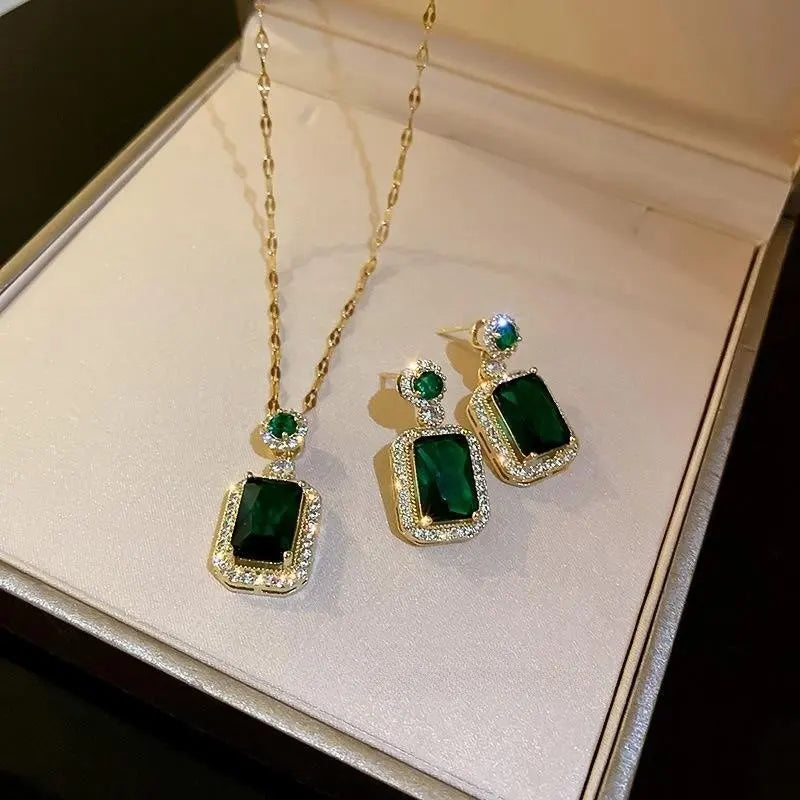 Green Emerald Style 18K Gold Plated Alloy Necklace Earrings Finger Ring Set