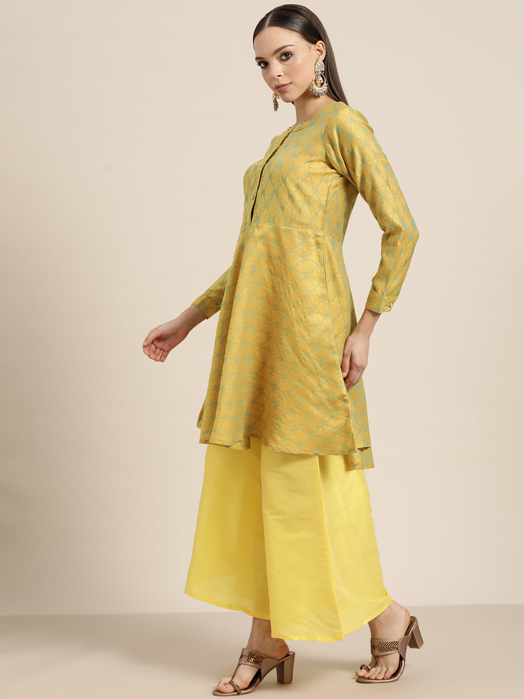 Women Floral Pleated Dupion Silk Jacquard Kurta with Palazzos & Dupatta