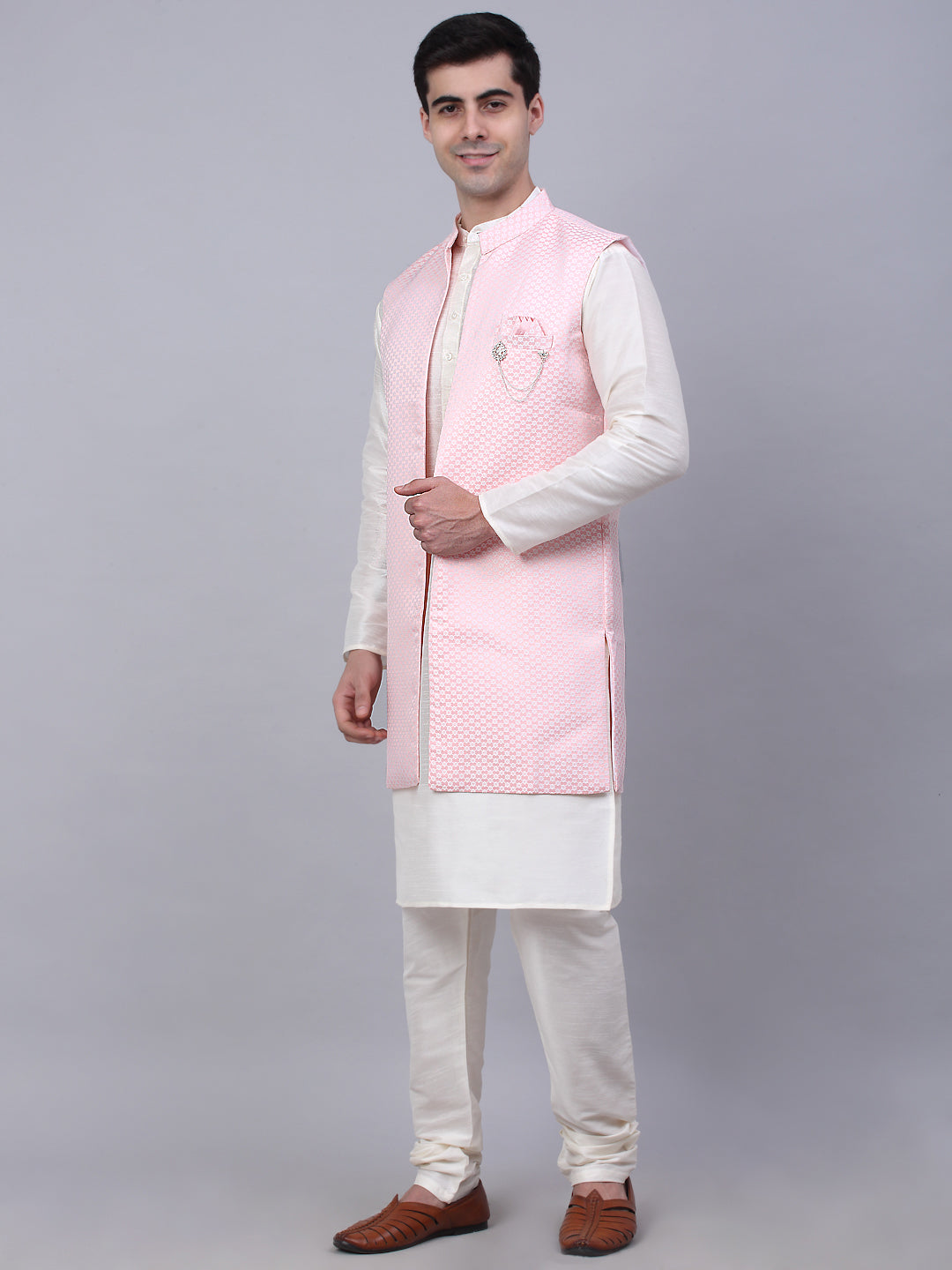 Men's Solid Kurta Pyjama With Shrug Jacket
