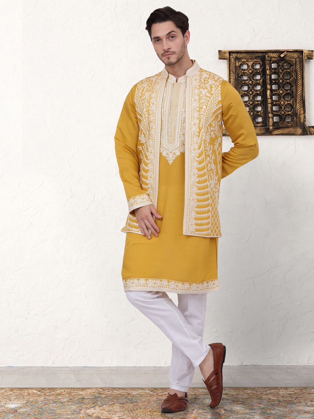Men's Embroidered Waistcoat and Kurta Pyjama