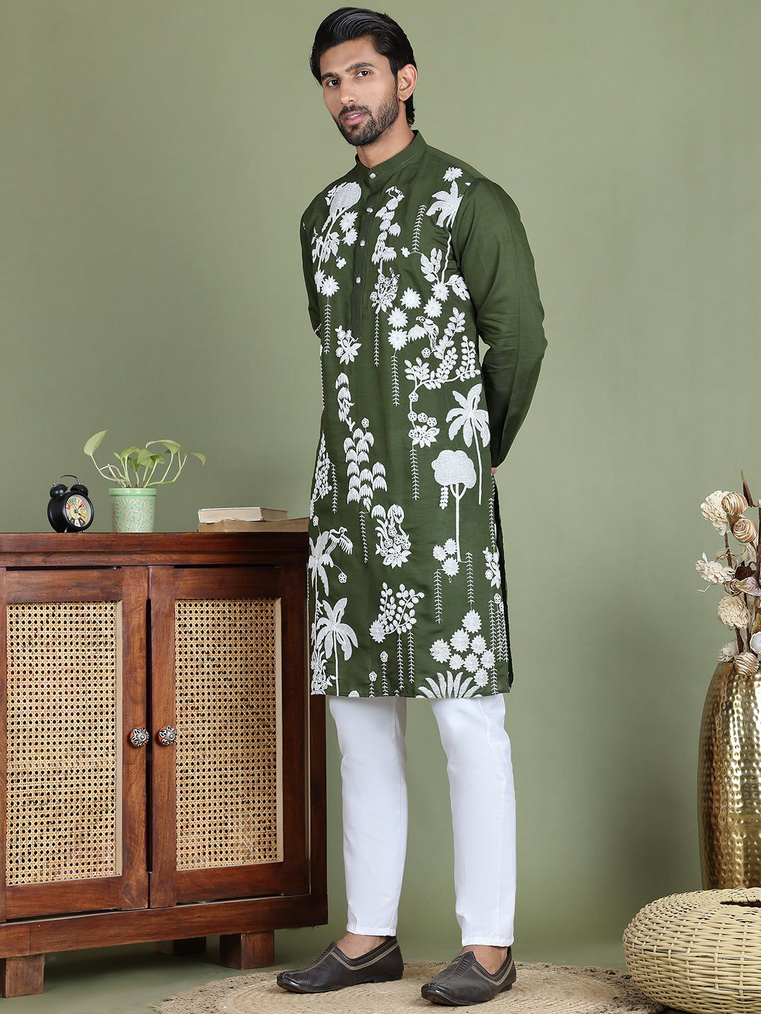 Embroidered Straight Kurta Pyjama Set