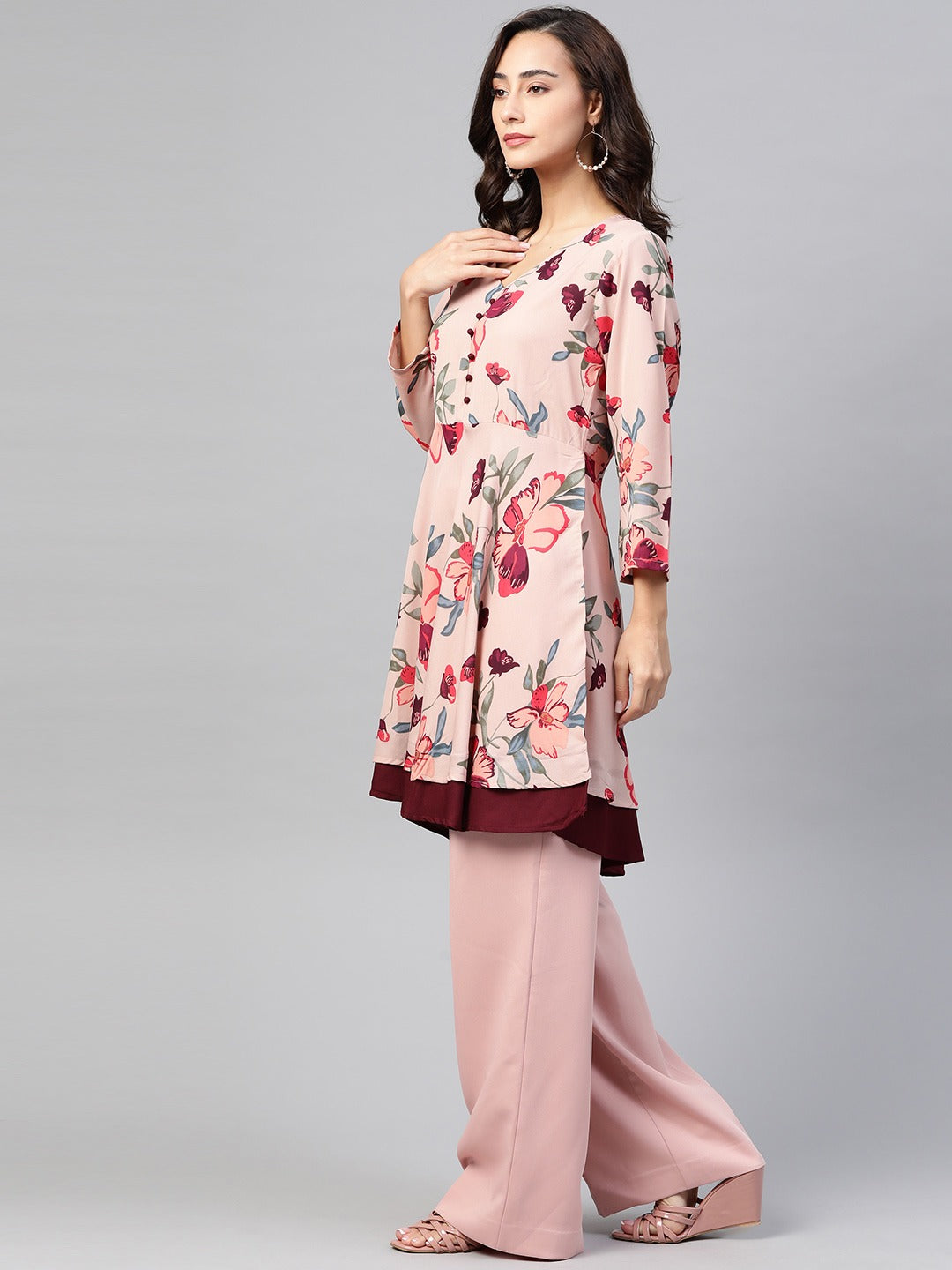 Jompers Women Peach & Maroon Floral Printed Floral Flared Kurta