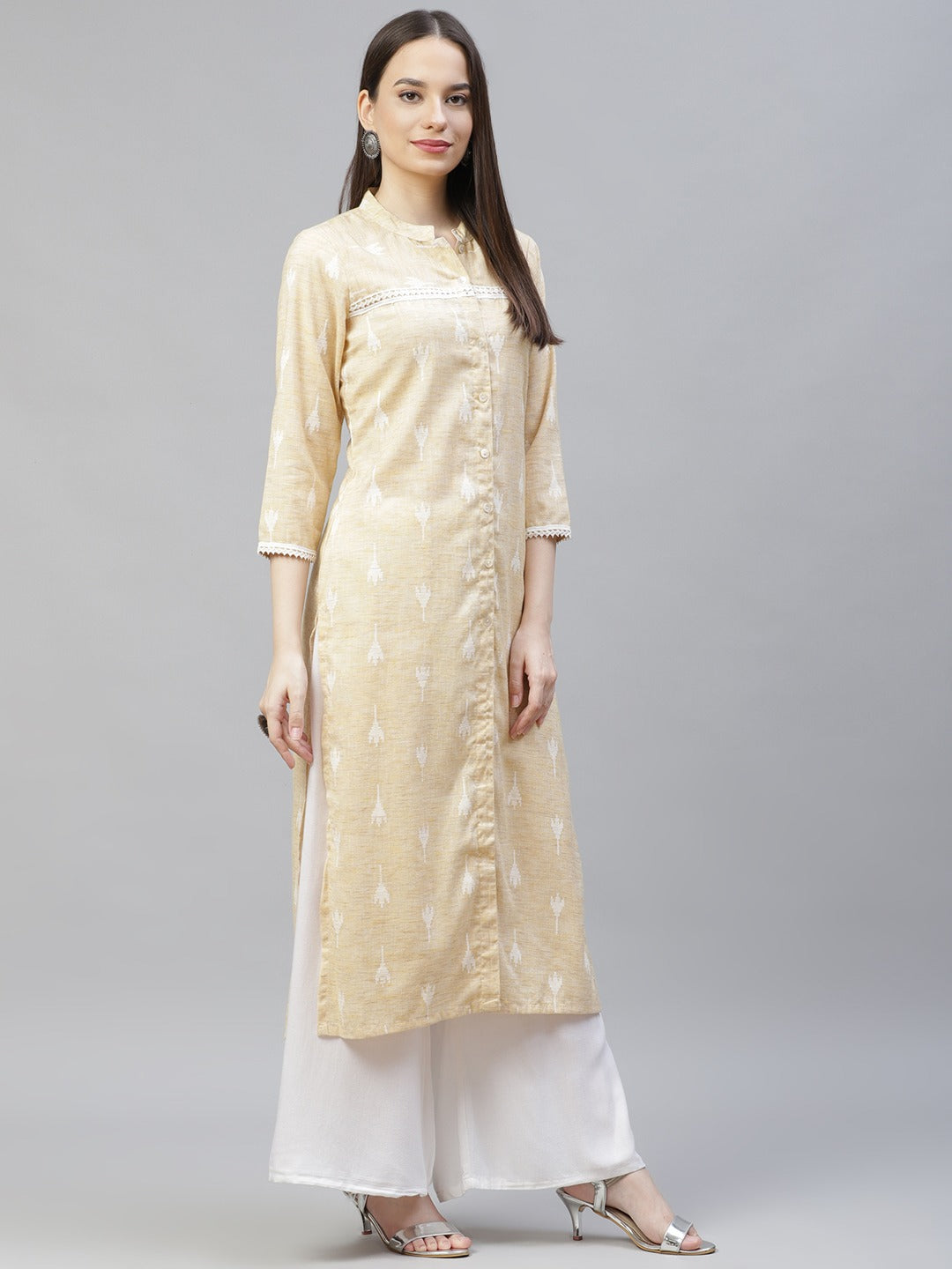 Women Yellow Ethnic Motifs Ikat Kurta with lace work