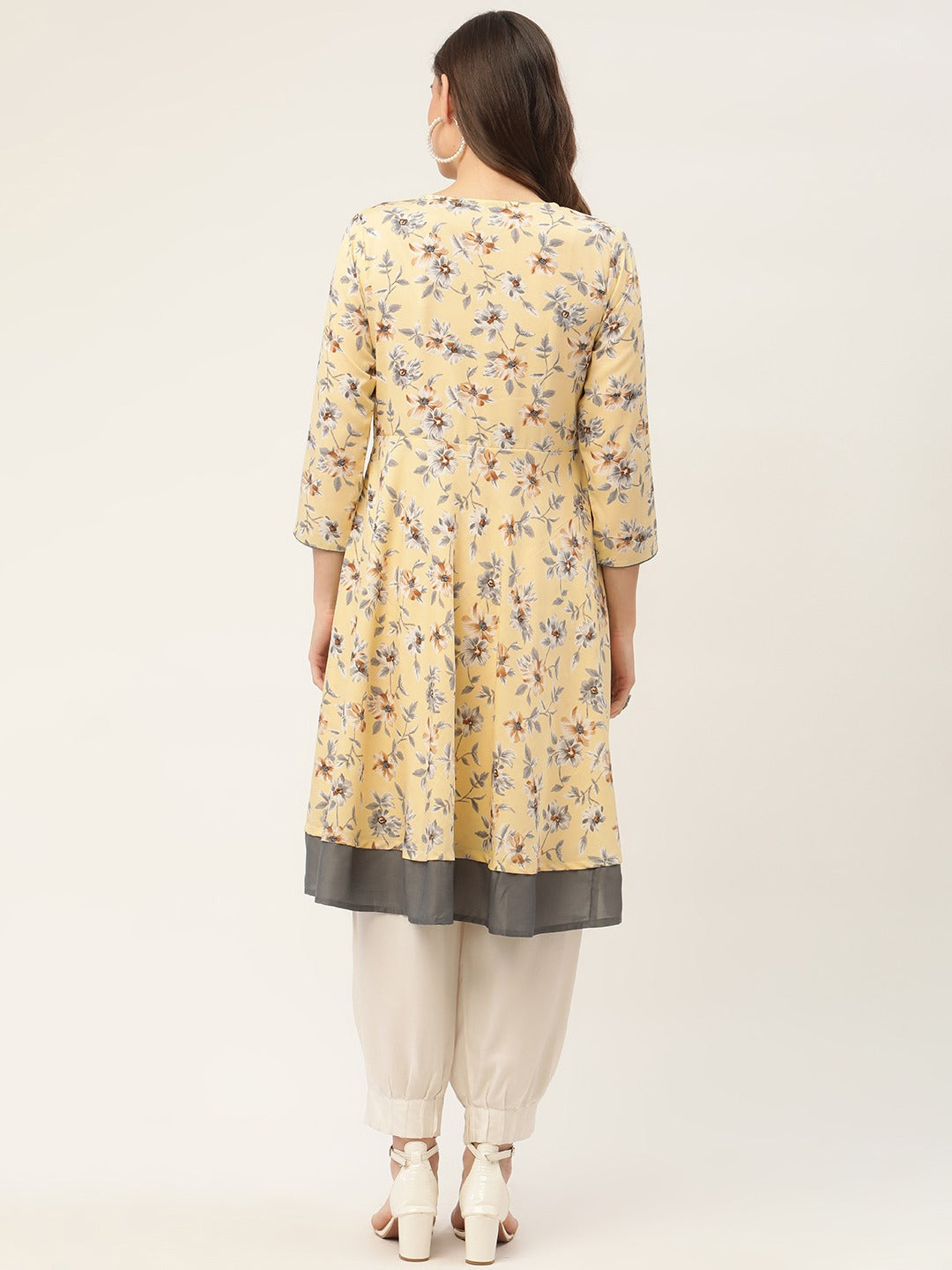 Women Yellow and White Flared Printed kurta