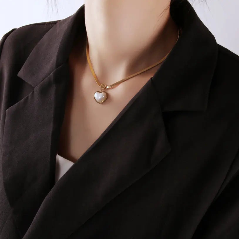 Pearl Love Heart Pendant 18K Gold Plated Stainless Steel Anti-Tarnish Necklace