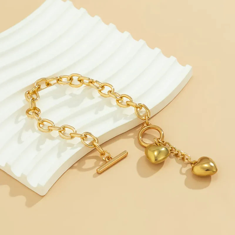 Retro Exaggerated Classic Style Heart Shape Gold Plated Bracelets
