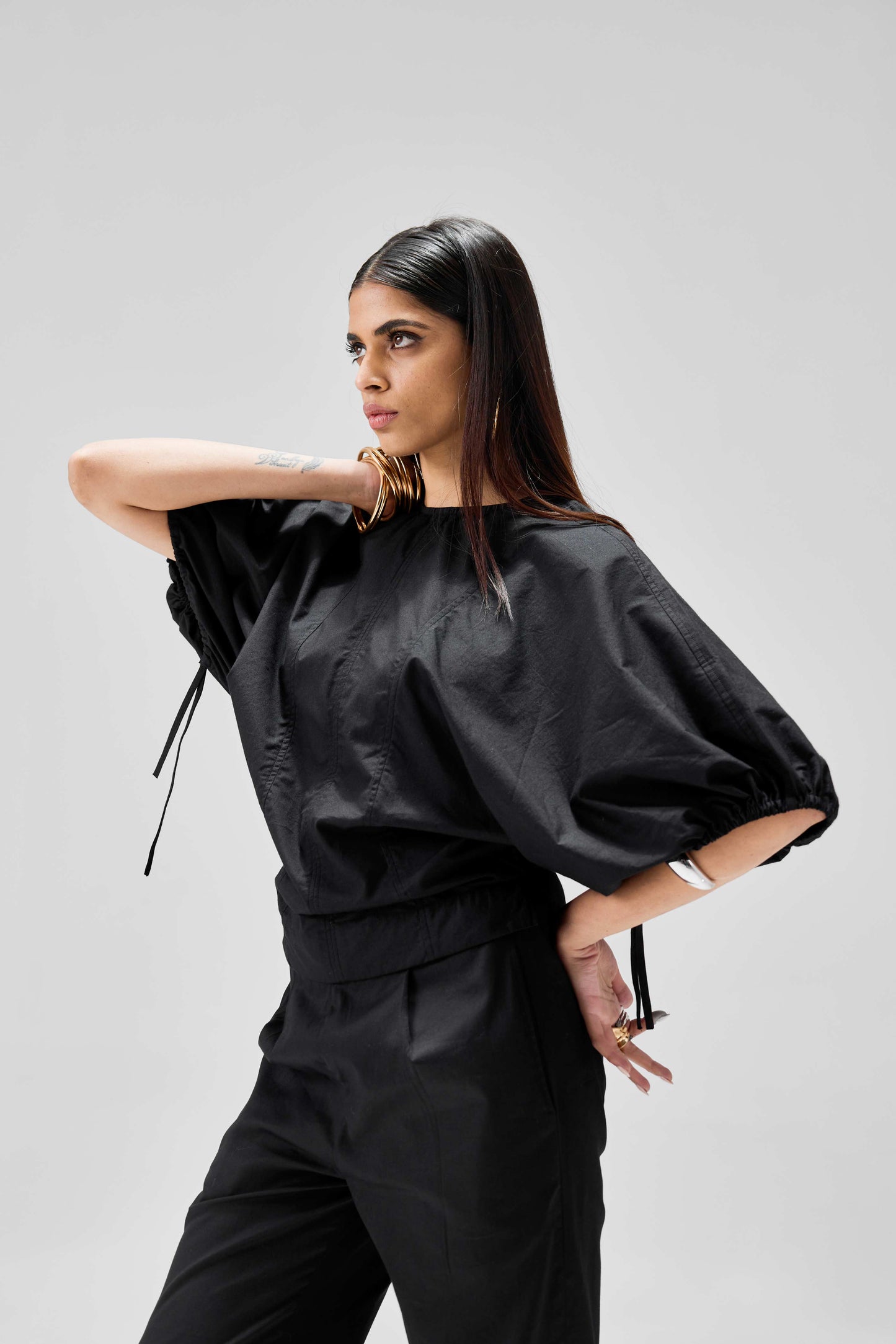 Sola Top Black