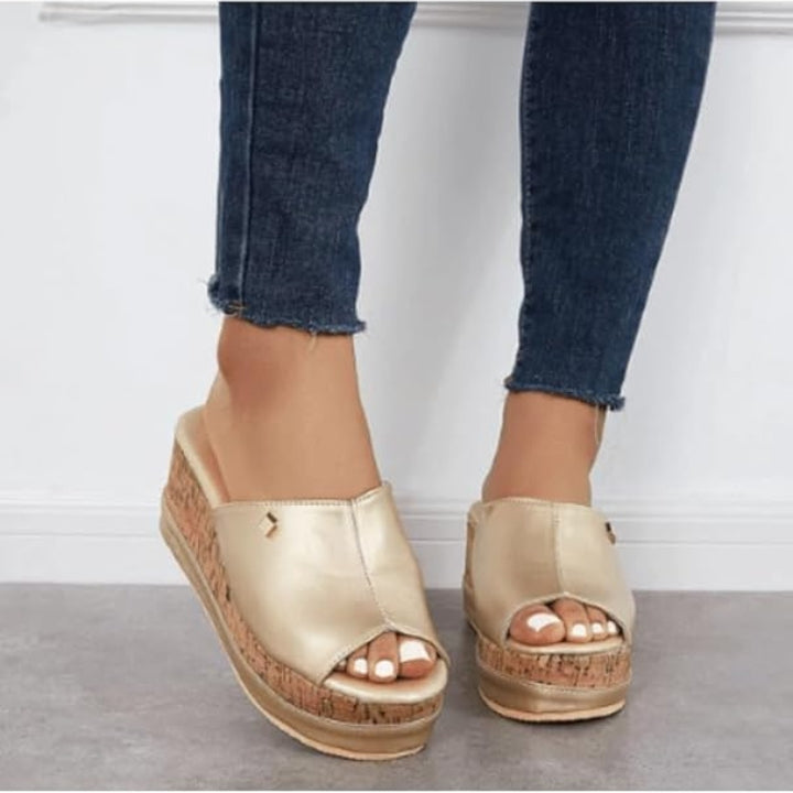 Casual Pump Platform Wedges