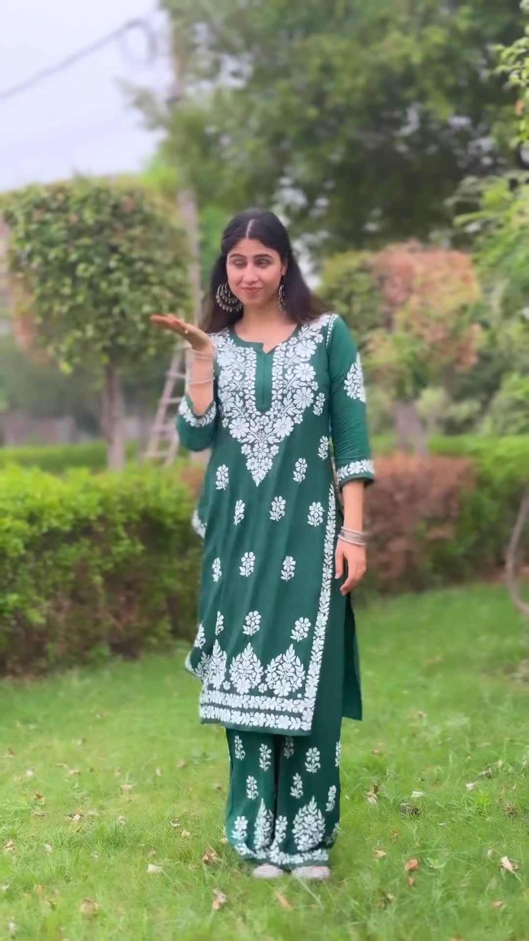 New LUCKNOW CHIKANKARI EXCLUSIVE KURTI_PENT PAIR DESIGN (Dark Green)