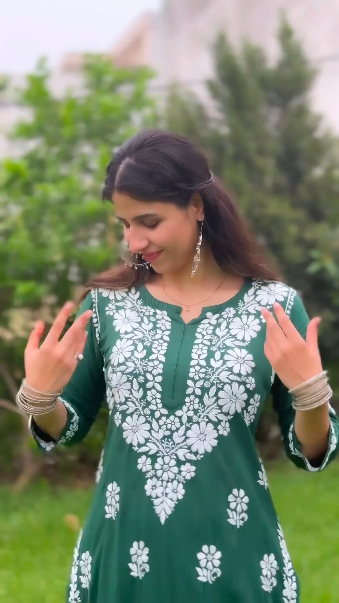 New LUCKNOW CHIKANKARI EXCLUSIVE KURTI_PENT PAIR DESIGN (Dark Green)