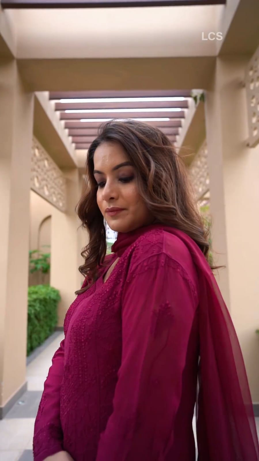 Viscose Georgette Straight Kurta Set With 3D Hand Work (Maroon )