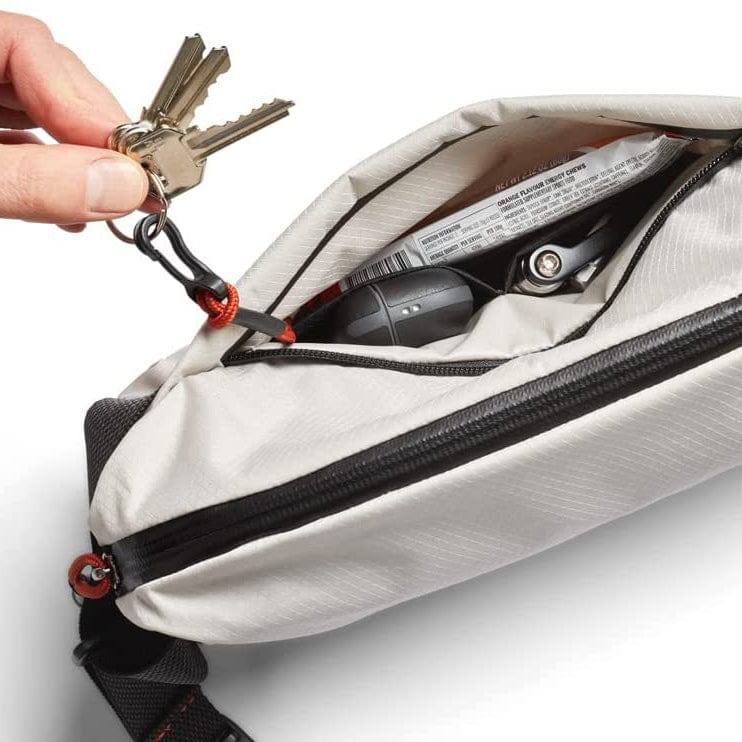 Lite Sling Bag 7L - Chalk