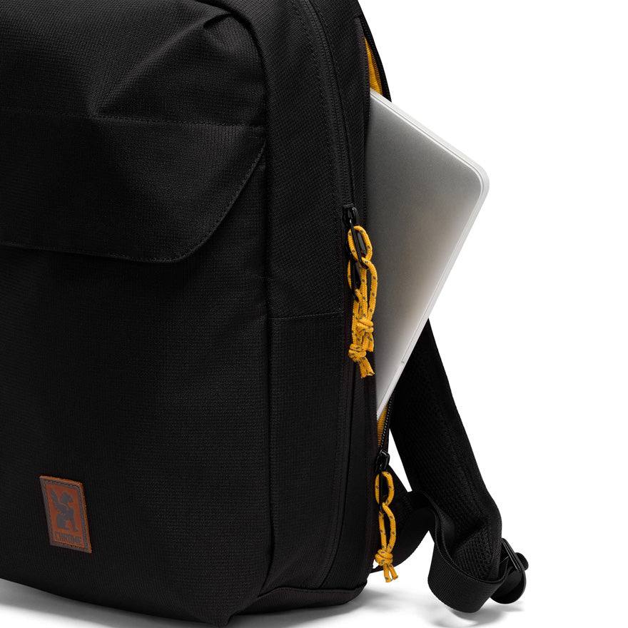 Ruckas Backpack Medium 14L - Black