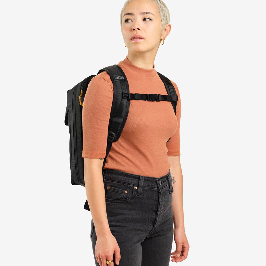 Ruckas Backpack Medium 14L - Black