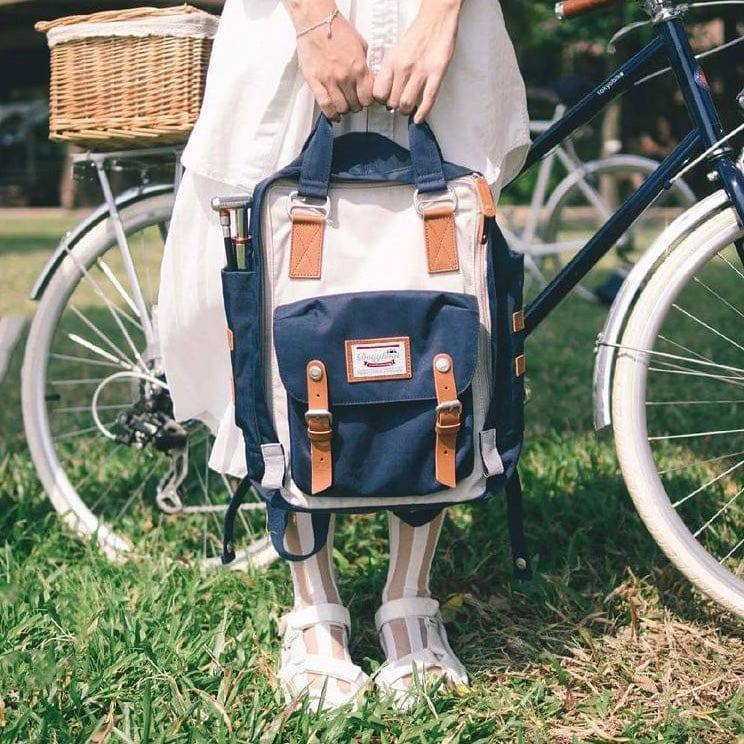 Macaroon Backpack 16L - Ivory x Navy