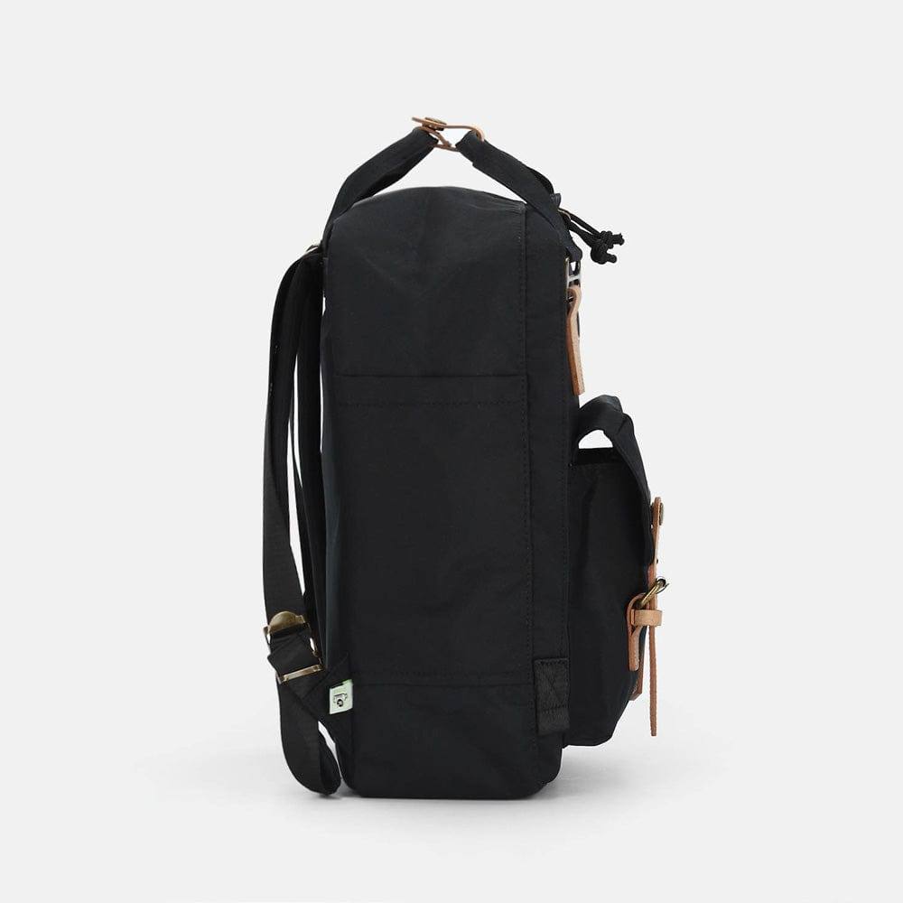 Macaroon Backpack Reborn 16L - Black