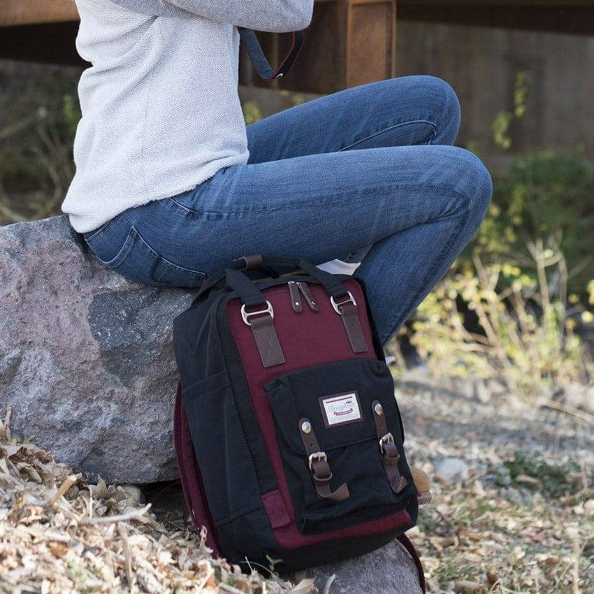 Macaroon Backpack 16L - Wine x Black