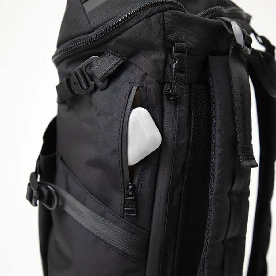 Titan Dynamic Backpack 22L - Black