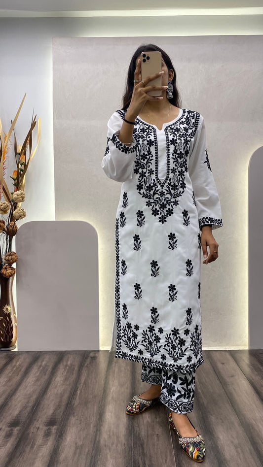 New CHIKANKARI EXCLUSIVE KURTI_PENT PAIR DESIGN(WHITE)