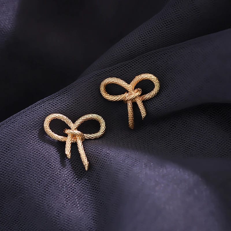 Gold Plated Alloy Blow Knot Stud Earring