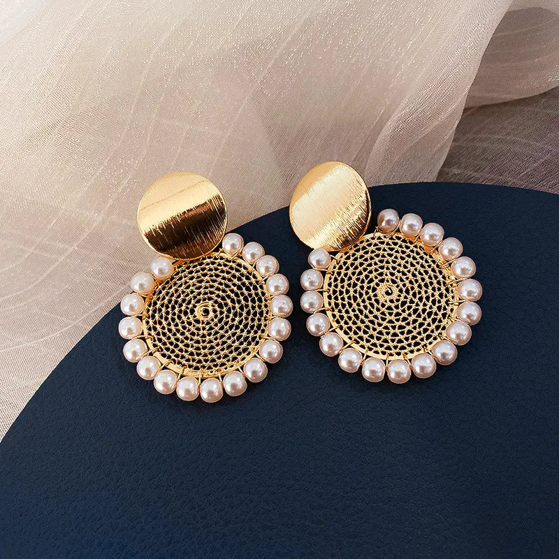 Gold Plated Geometric Round Mesh Pearl Drop Earring
