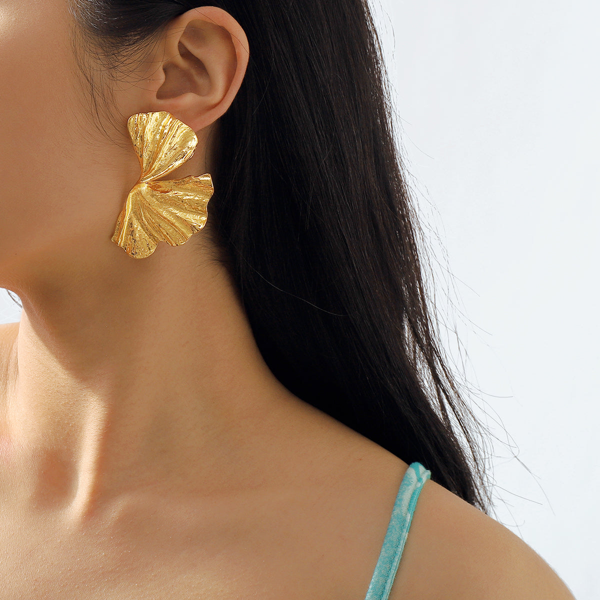 Gold Plating Vintage Style Exaggerated Ginkgo Leaf Stud Earring