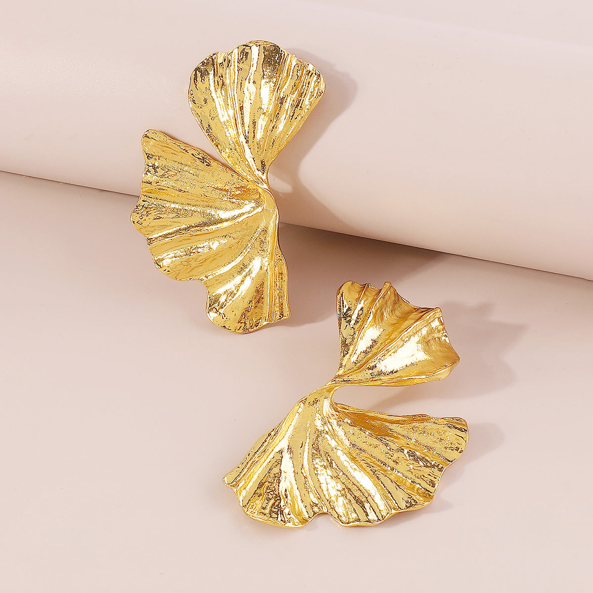 Gold Plating Vintage Style Exaggerated Ginkgo Leaf Stud Earring