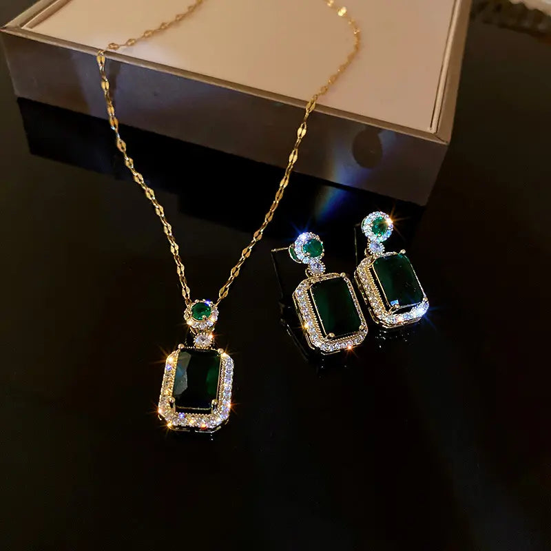 Green Emerald Style 18K Gold Plated Alloy Necklace Earrings Finger Ring Set