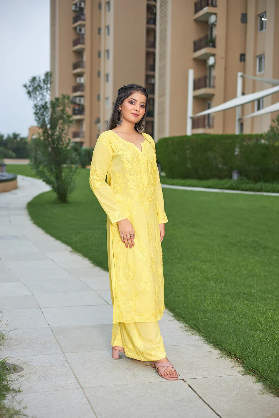 Lucknow Chikankari Handwork Embroidered Kurta Plazzo (Yellow)