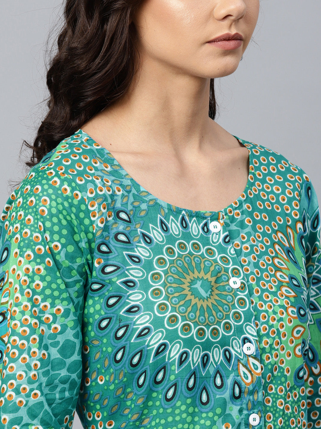 Jompers Women Green & White Printed Flared Kurta