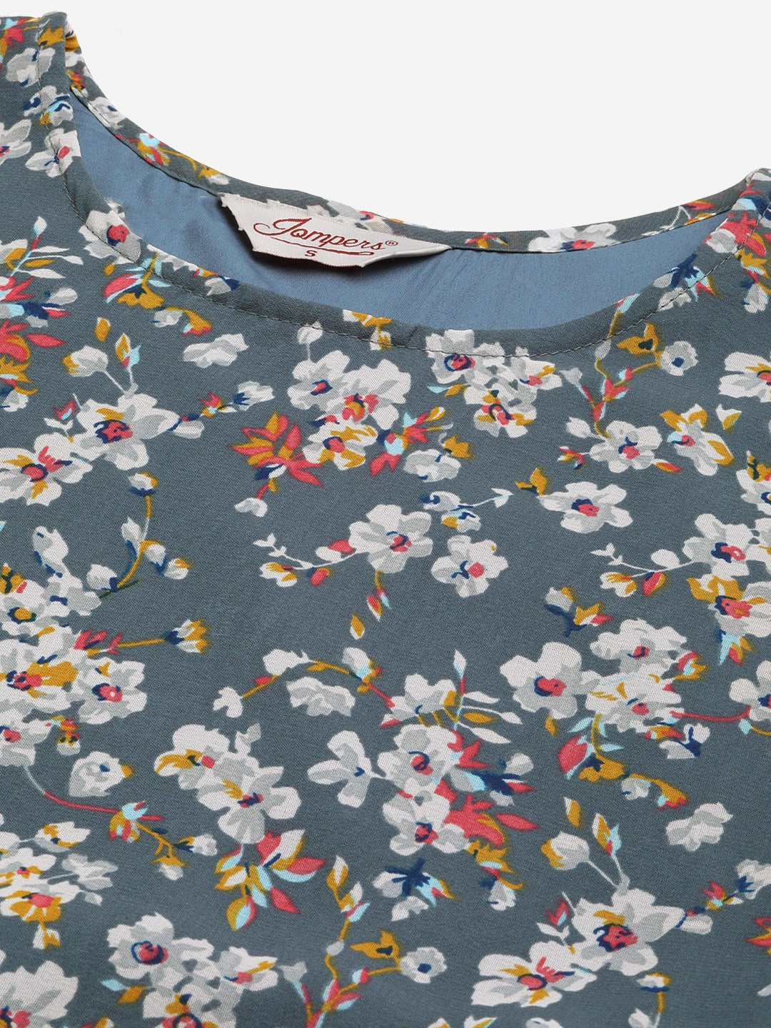 Women Grey & White Georgette Floral Printed Kurta