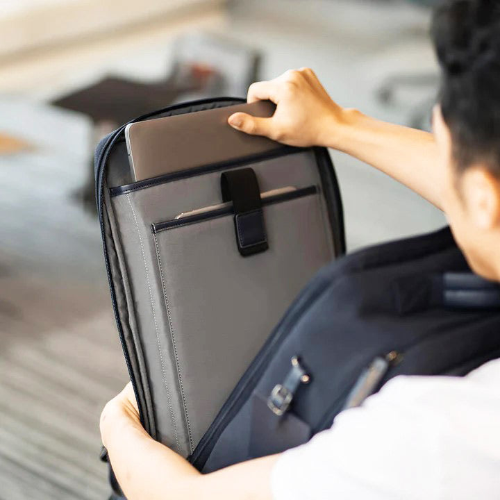Nexus Travel Backpack 27L - Navy