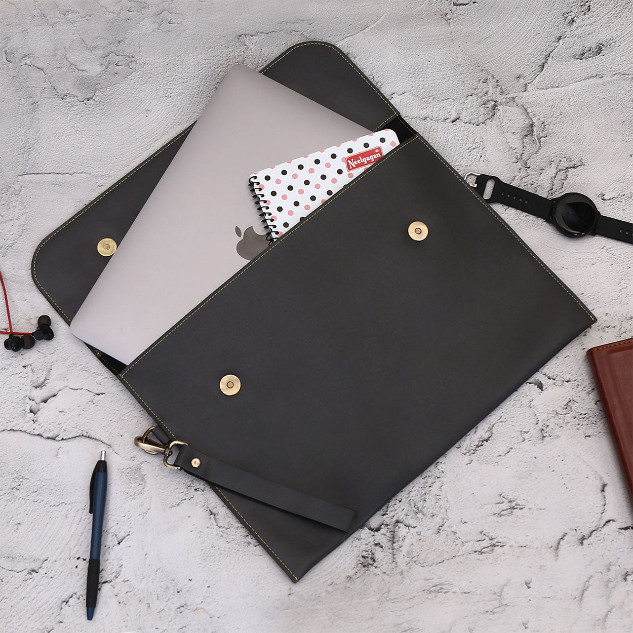 Personalized Laptop Sleeve With Name & Charm - Grey