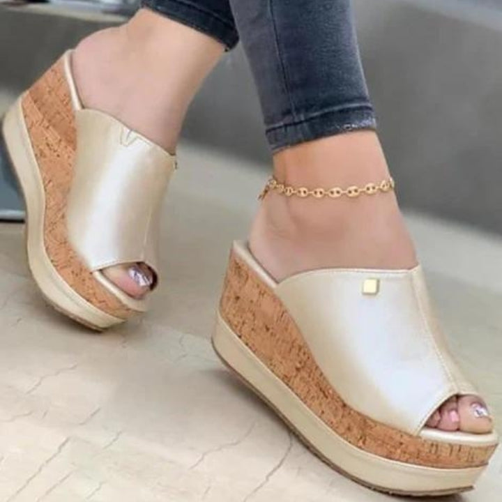 Casual Pump Platform Wedges