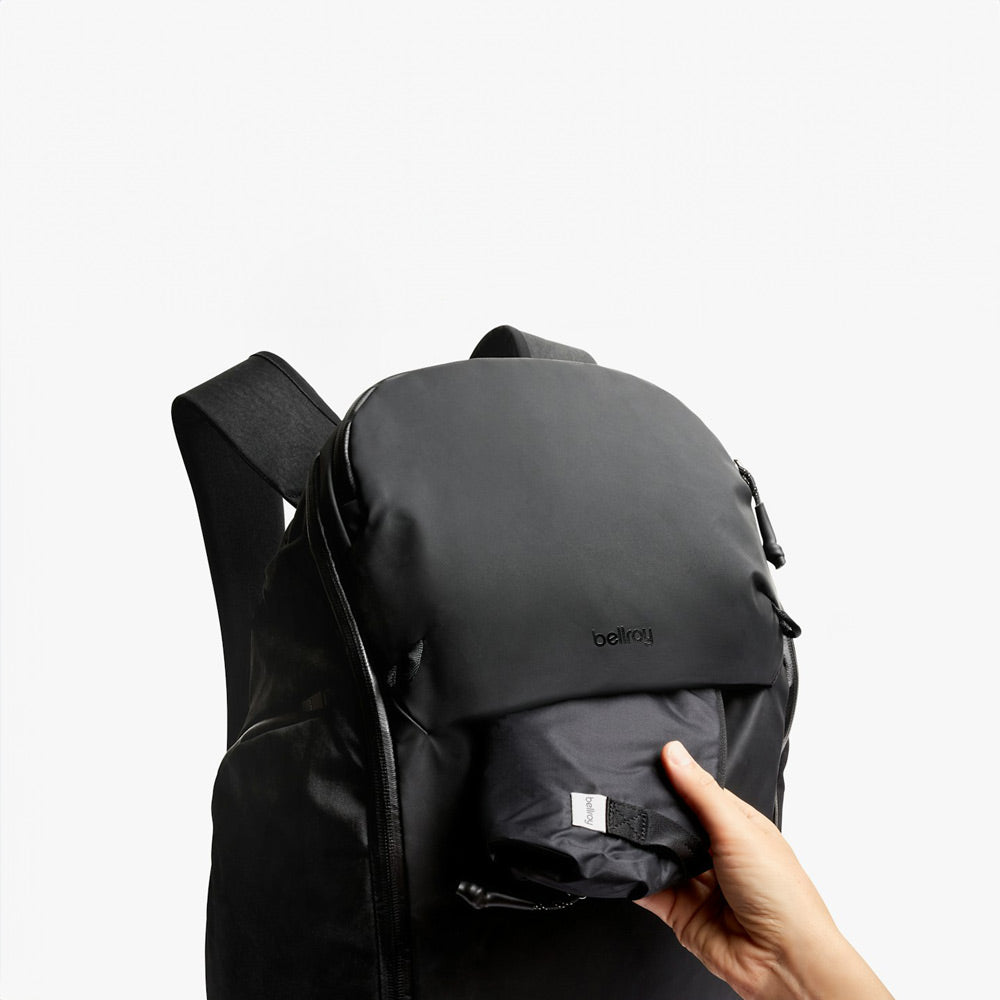 Venture Travel Pack 26L - Jet Black