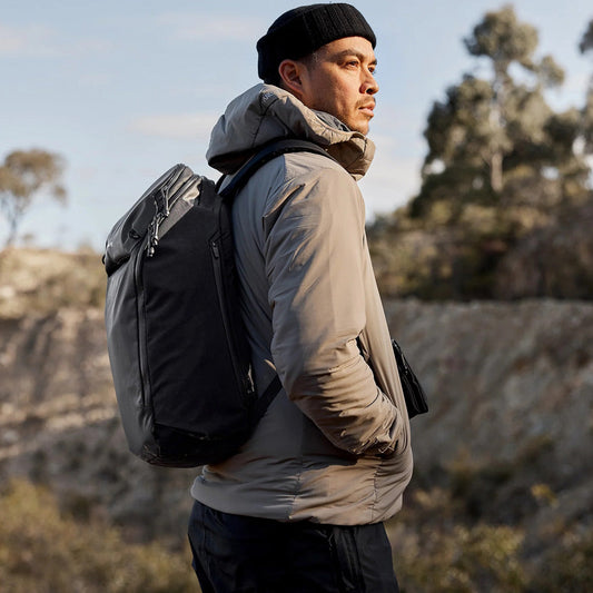 Venture Travel Pack 26L - Jet Black