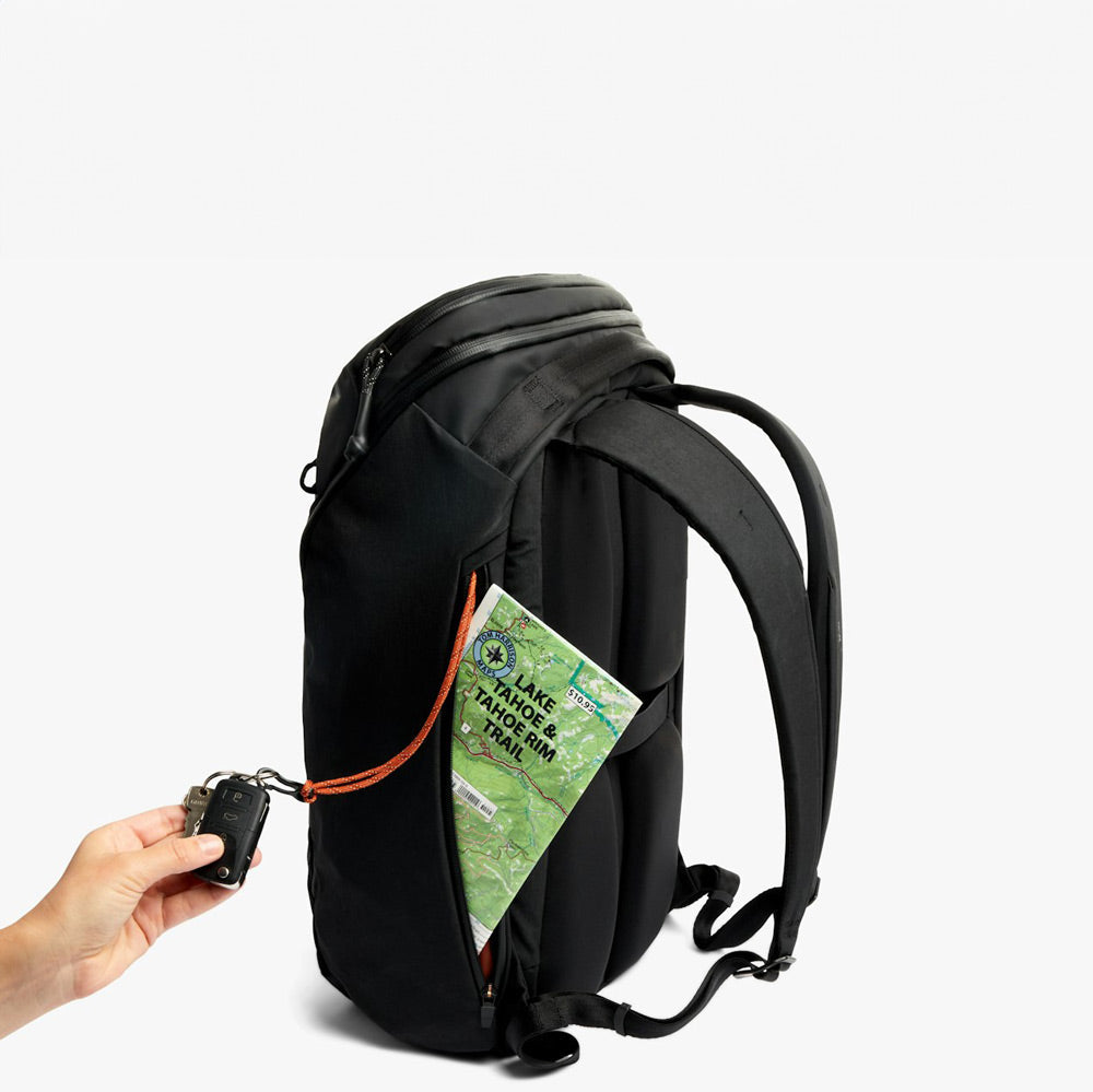Venture Travel Pack 26L - Jet Black