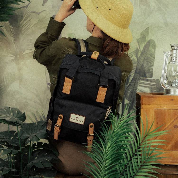 Macaroon Jungle II Series Backpack 16L - Black