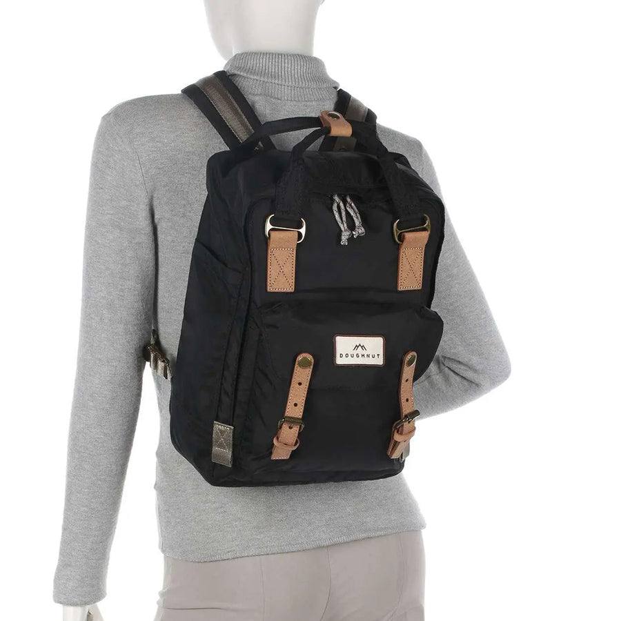 Macaroon Jungle II Series Backpack 20L - Black