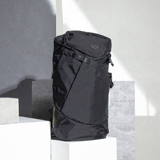 Titan Dynamic Backpack 22L - Black