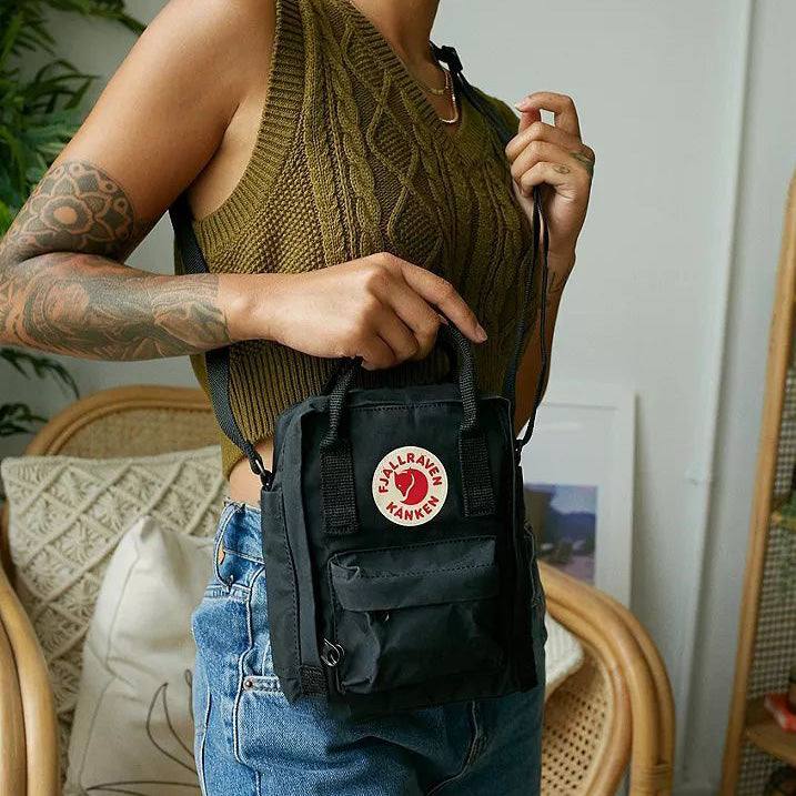 Kanken Sling Bag - Black