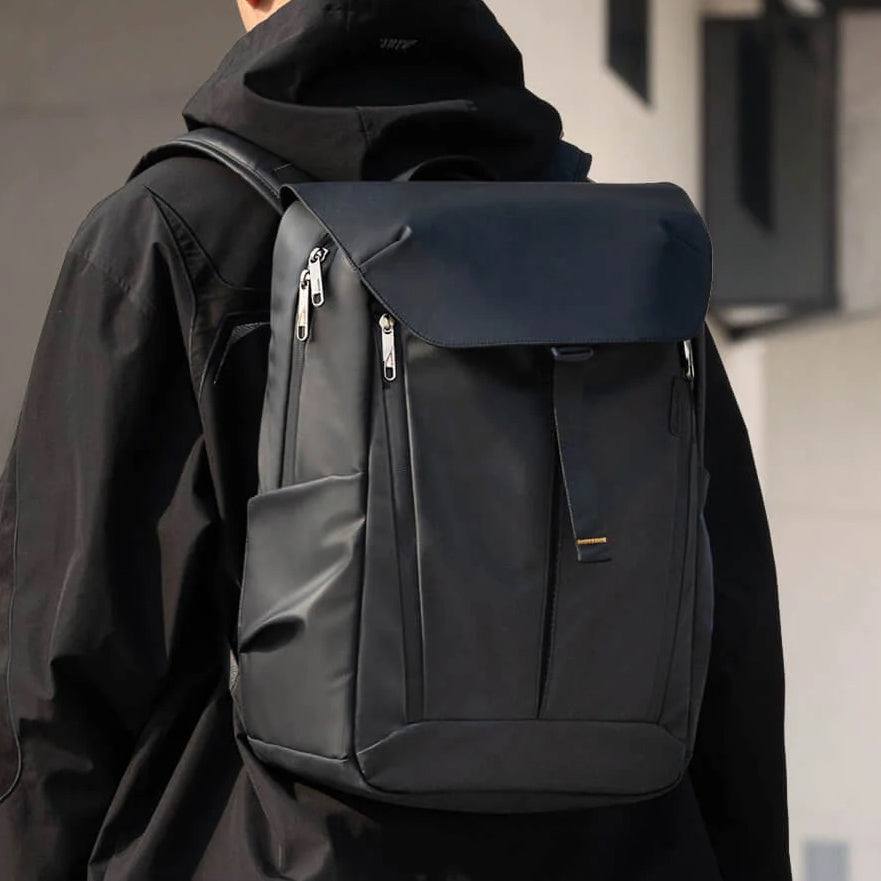 Performance Backpack 22.8L - Night Black