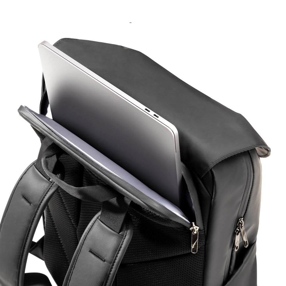 Performance Backpack 22.8L - Night Black