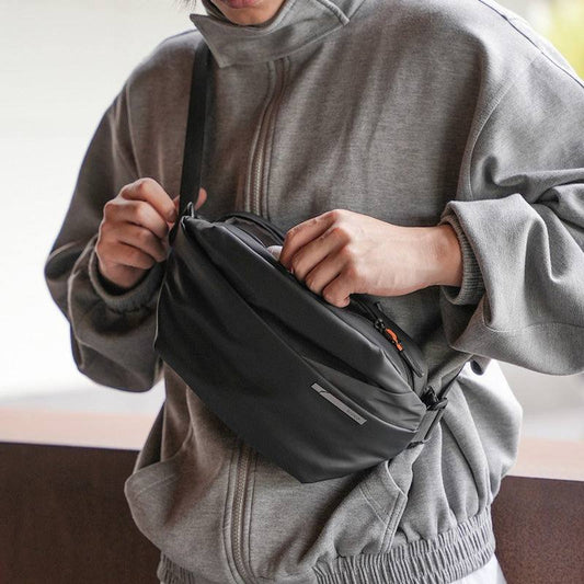 Performance Sling Bag - Night Black